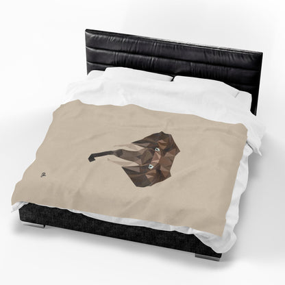 Savannah Geometry Plush Blanket Beige - Geometric Wildlife Throw - ELMUGO
