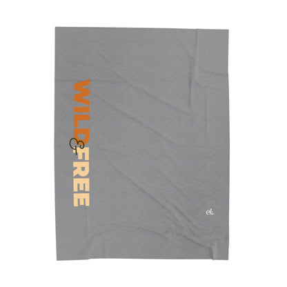 Wild & Free Plush Blanket Grey - Safari Wildlife Throw Blanket - ELMUGO