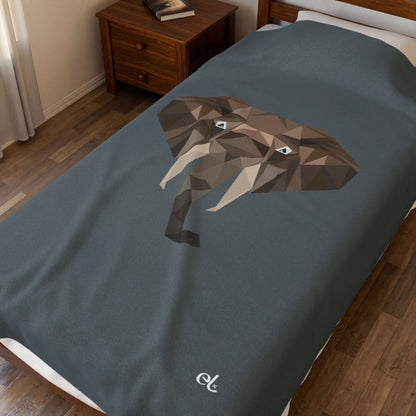 Savannah Geometry Plush Blanket Dark Grey - Geometric Safari Throw - ELMUGO