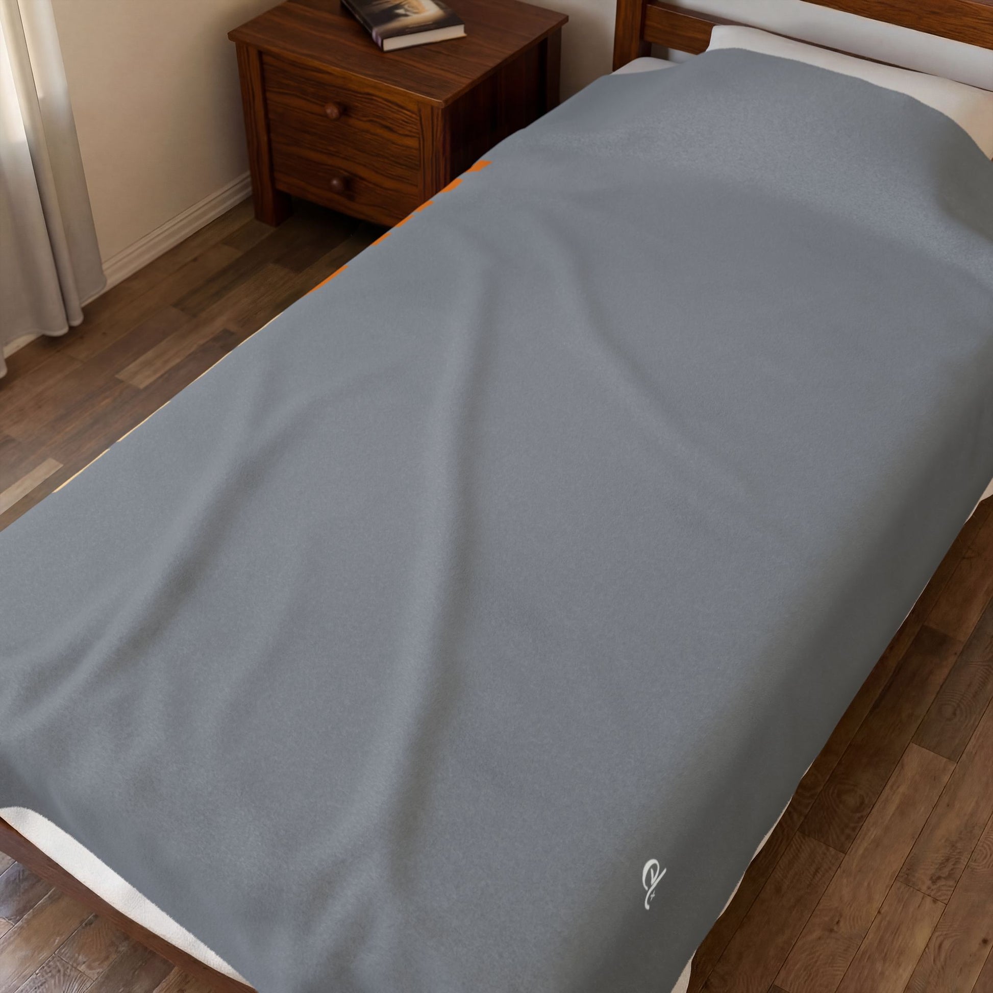 Wild & Free Plush Blanket Grey - Safari Wildlife Throw Blanket - ELMUGO