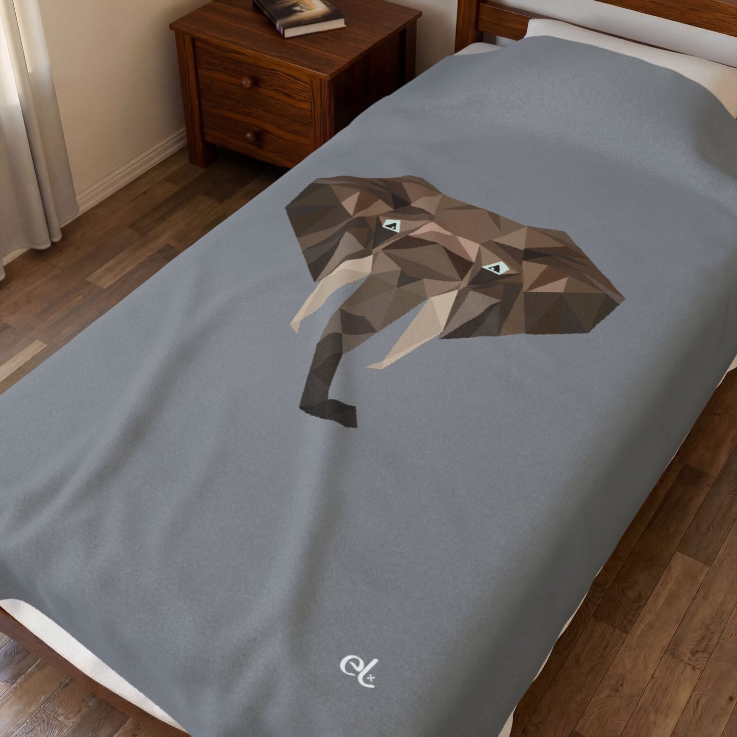 Savannah Geometry Plush Blanket Grey - African Art Throw Blanket - ELMUGO