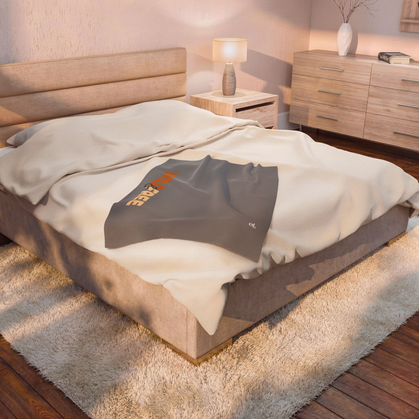 Wild & Free Plush Blanket Grey - Safari Wildlife Throw Blanket - ELMUGO