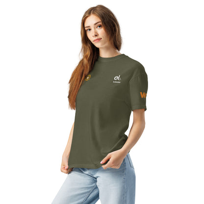 Roaming Giant Tee - Elephant Graphic T-Shirt - ELMUGO