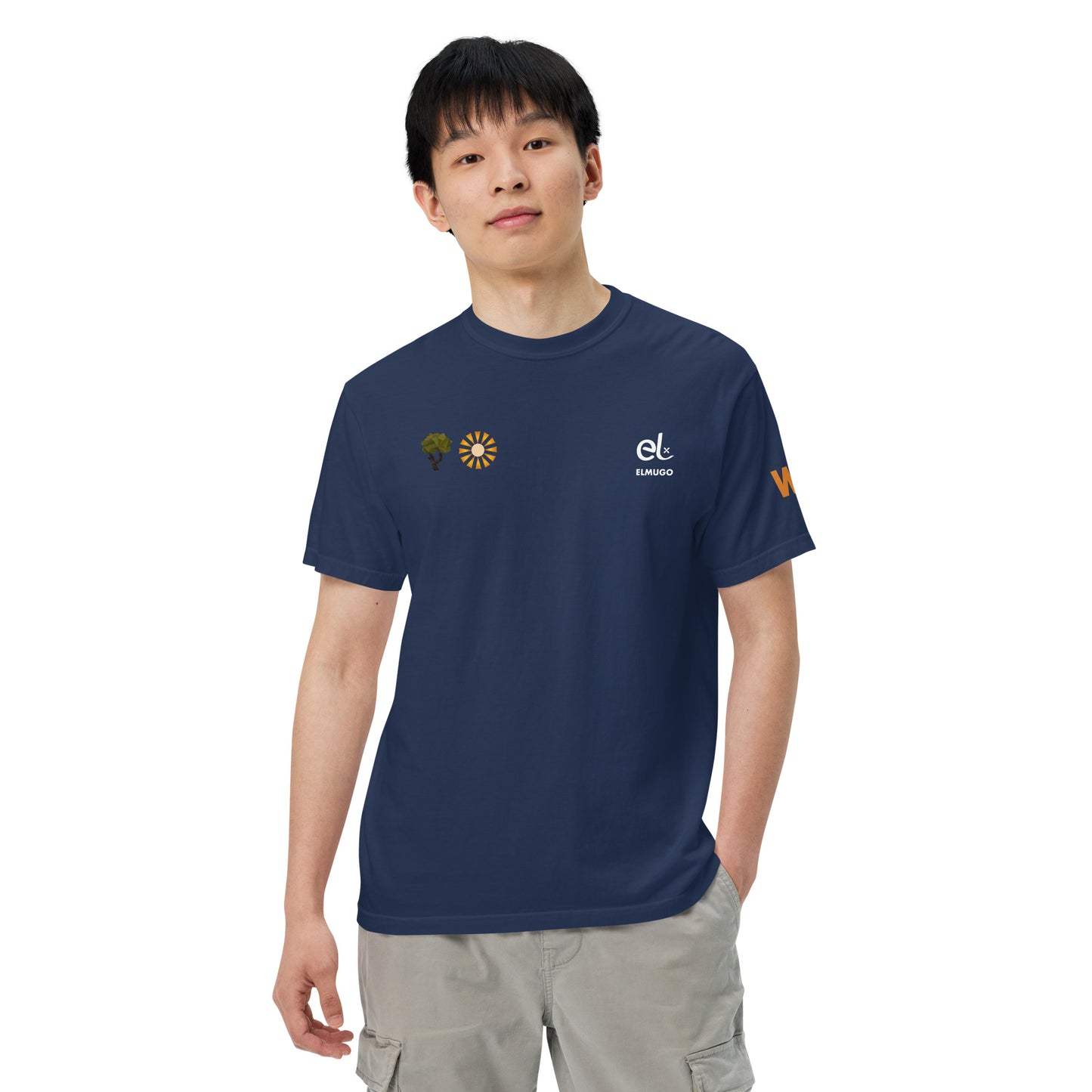 Roaming Giant Tee - Elephant Graphic T-Shirt - ELMUGO