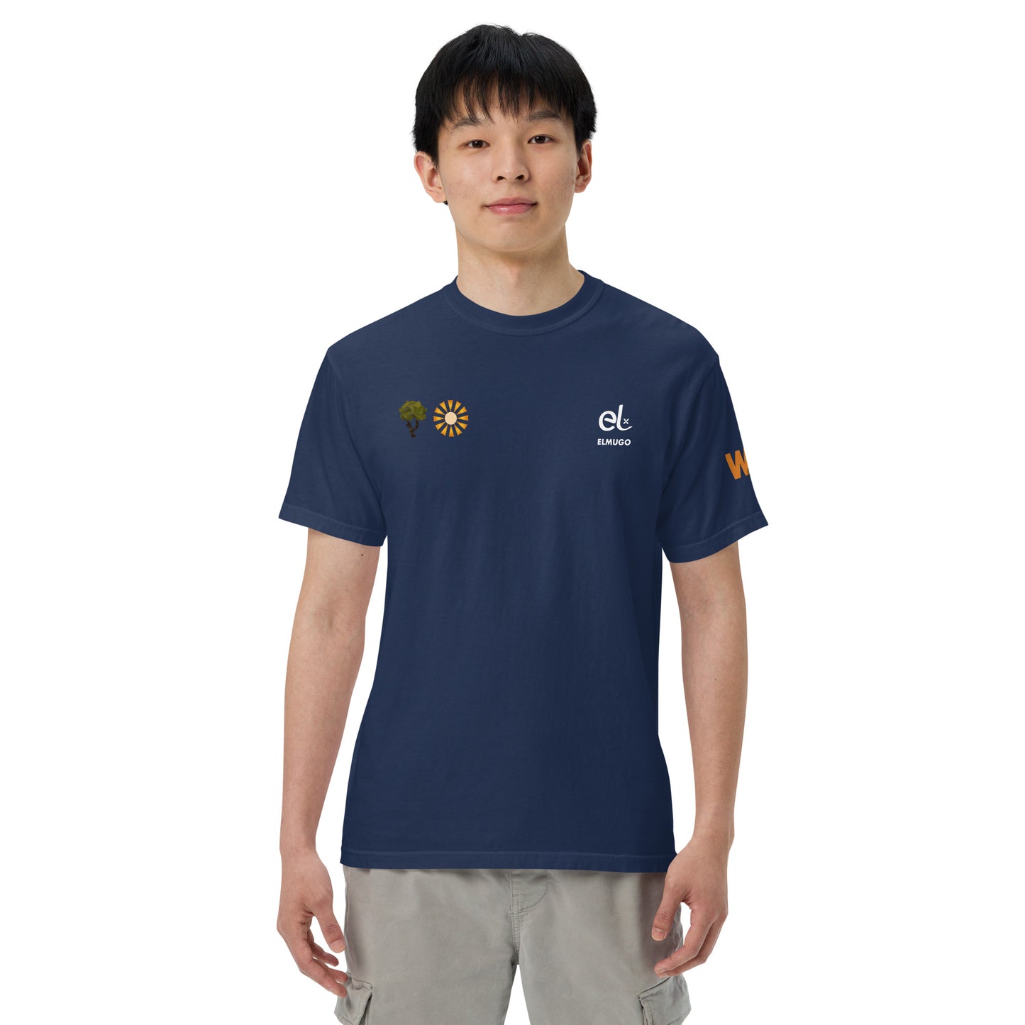 Roaming Giant Tee - Elephant Graphic T-Shirt - ELMUGO